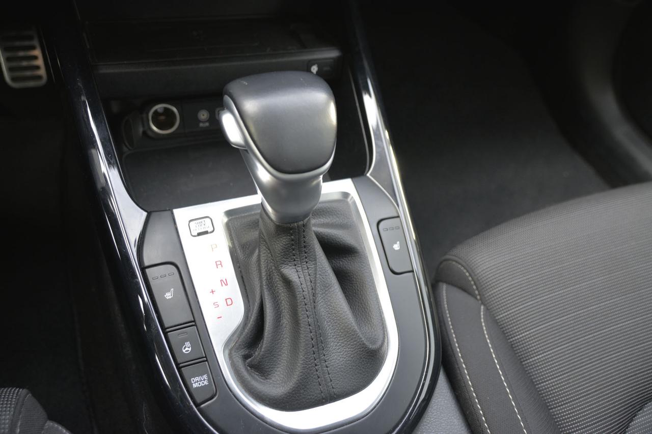 2020 Kia Forte5 EX Photo