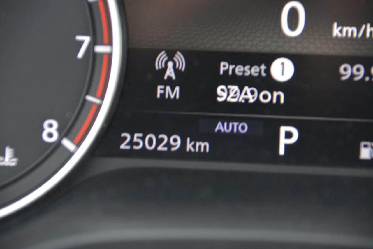 2023 Nissan Rogue SL Photo