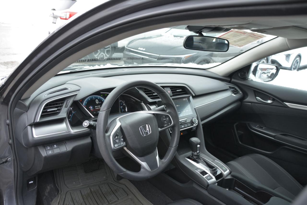 2017 Honda Civic Sedan CIVIC EX Photo