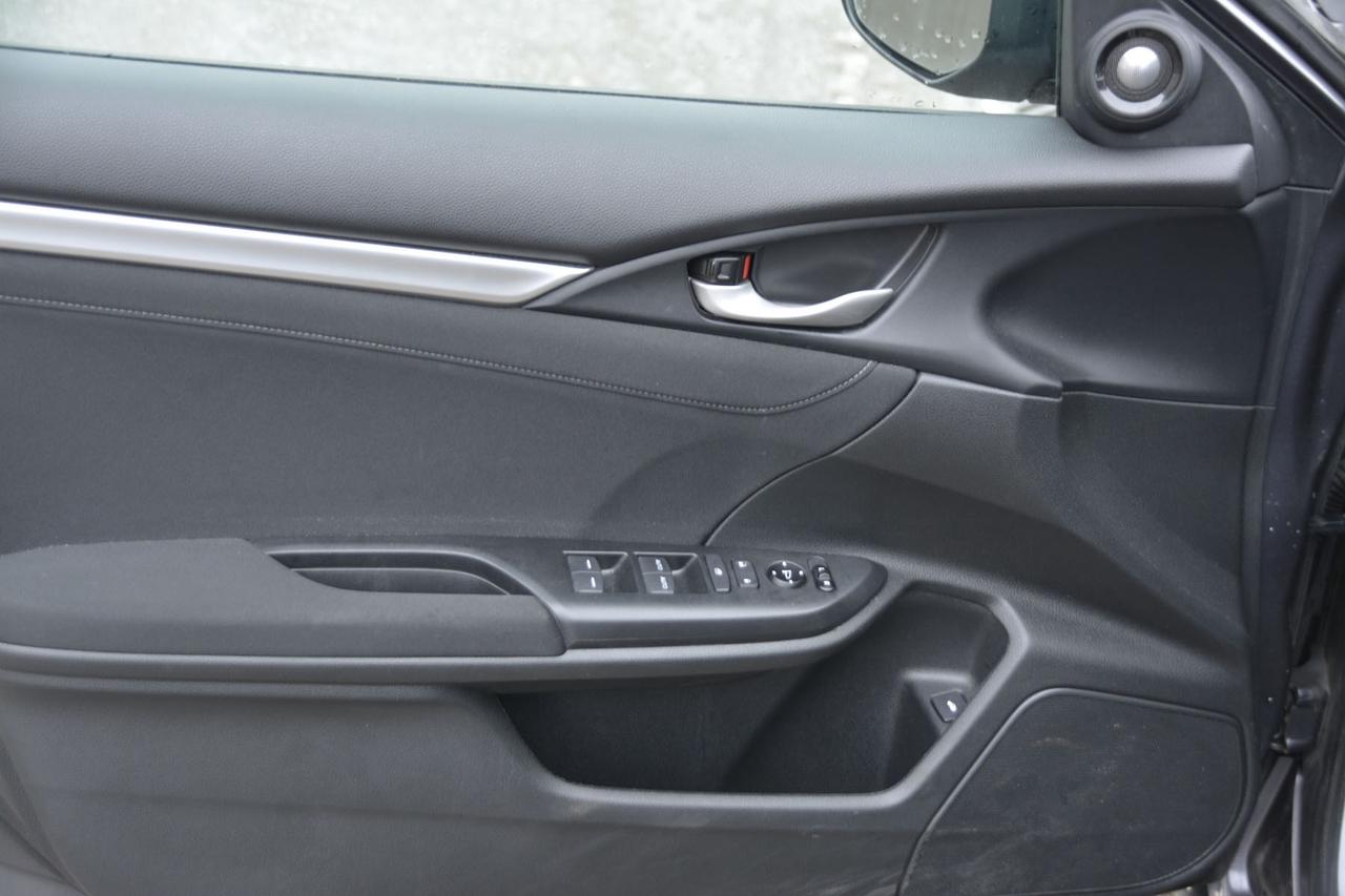 2017 Honda Civic Sedan EX Photo