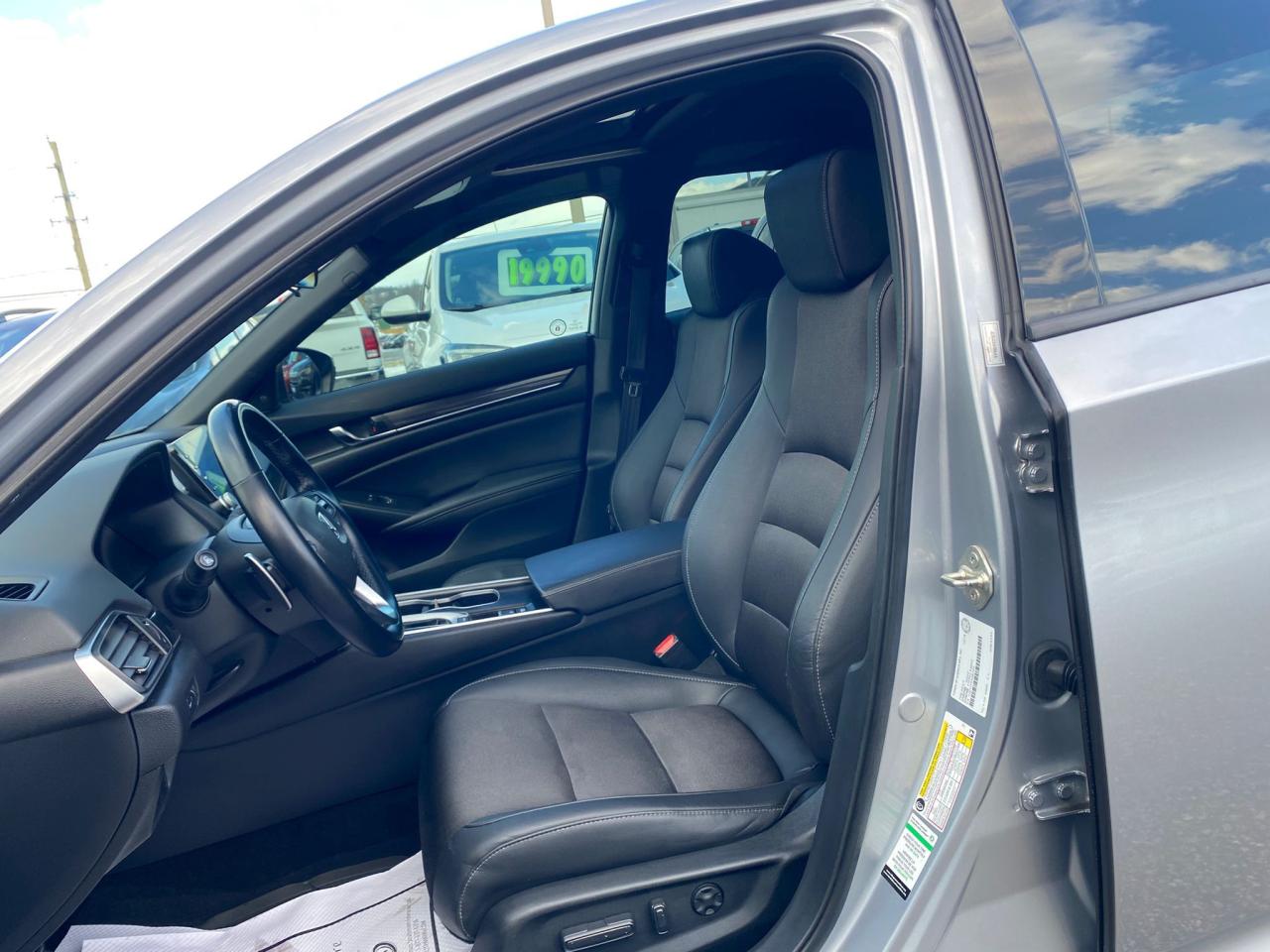 2019 Honda Accord Sport ~Heated Seats ~Sunroof ~Bluetooth ~Camera Photo