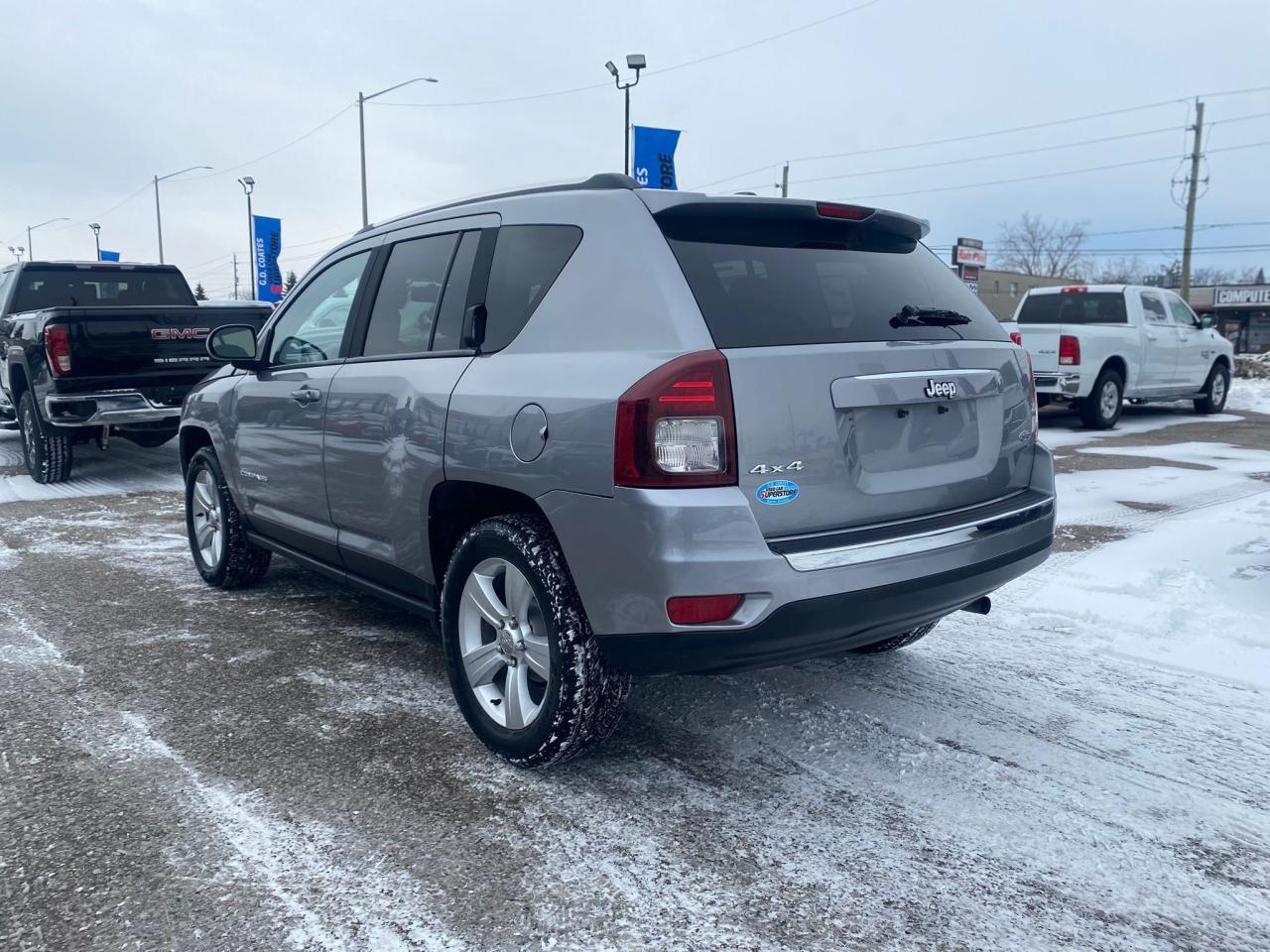 2015 Jeep Compass High Altitude 4x4 ~Heated Leather ~Sunroof ~Alloys Photo