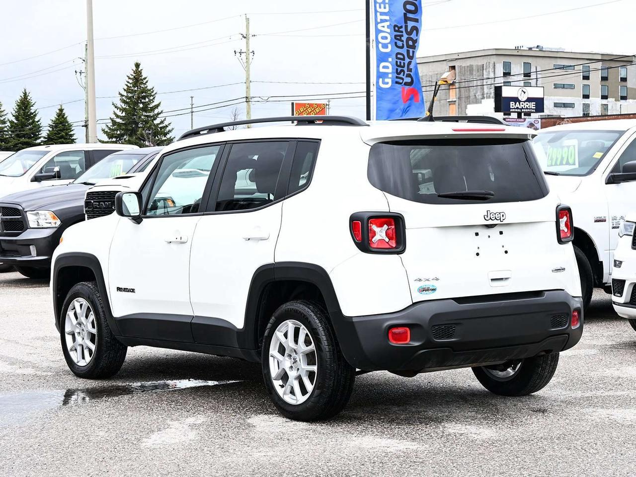 2023 Jeep Renegade North 4x4 ~Nav ~Camera ~Heated Seats ~Bluetooth Photo
