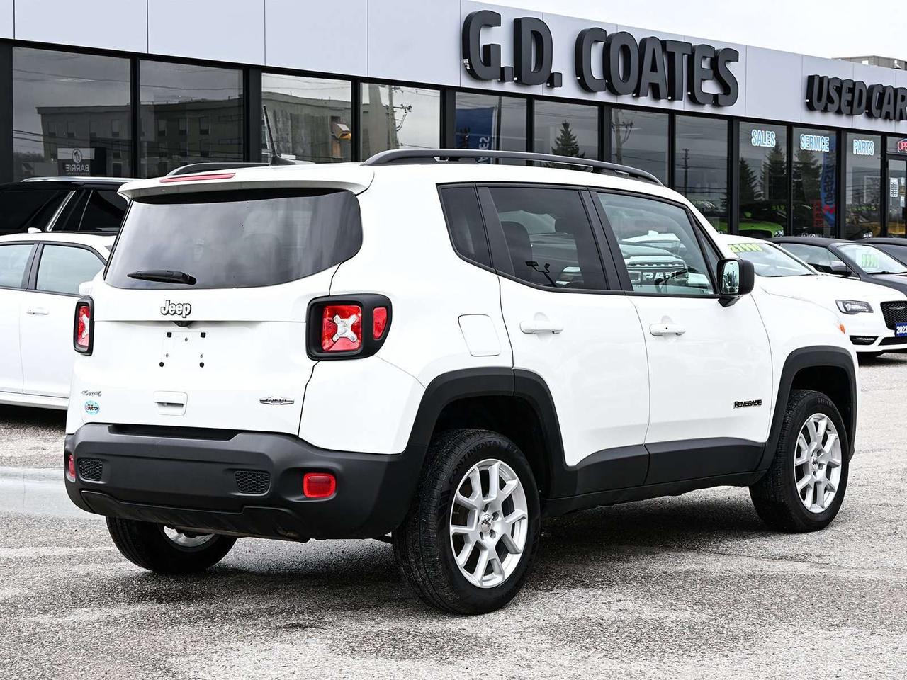 2023 Jeep Renegade North 4x4 ~Nav ~Camera ~Heated Seats ~Bluetooth Photo