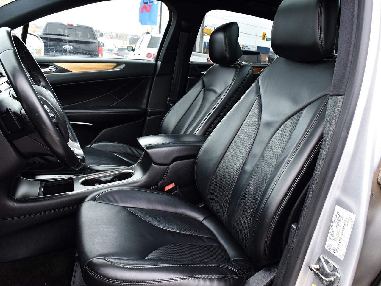 2016 Lincoln MKC Select AWD ~Nav ~Camera ~Monroof ~Heated Leather Photo