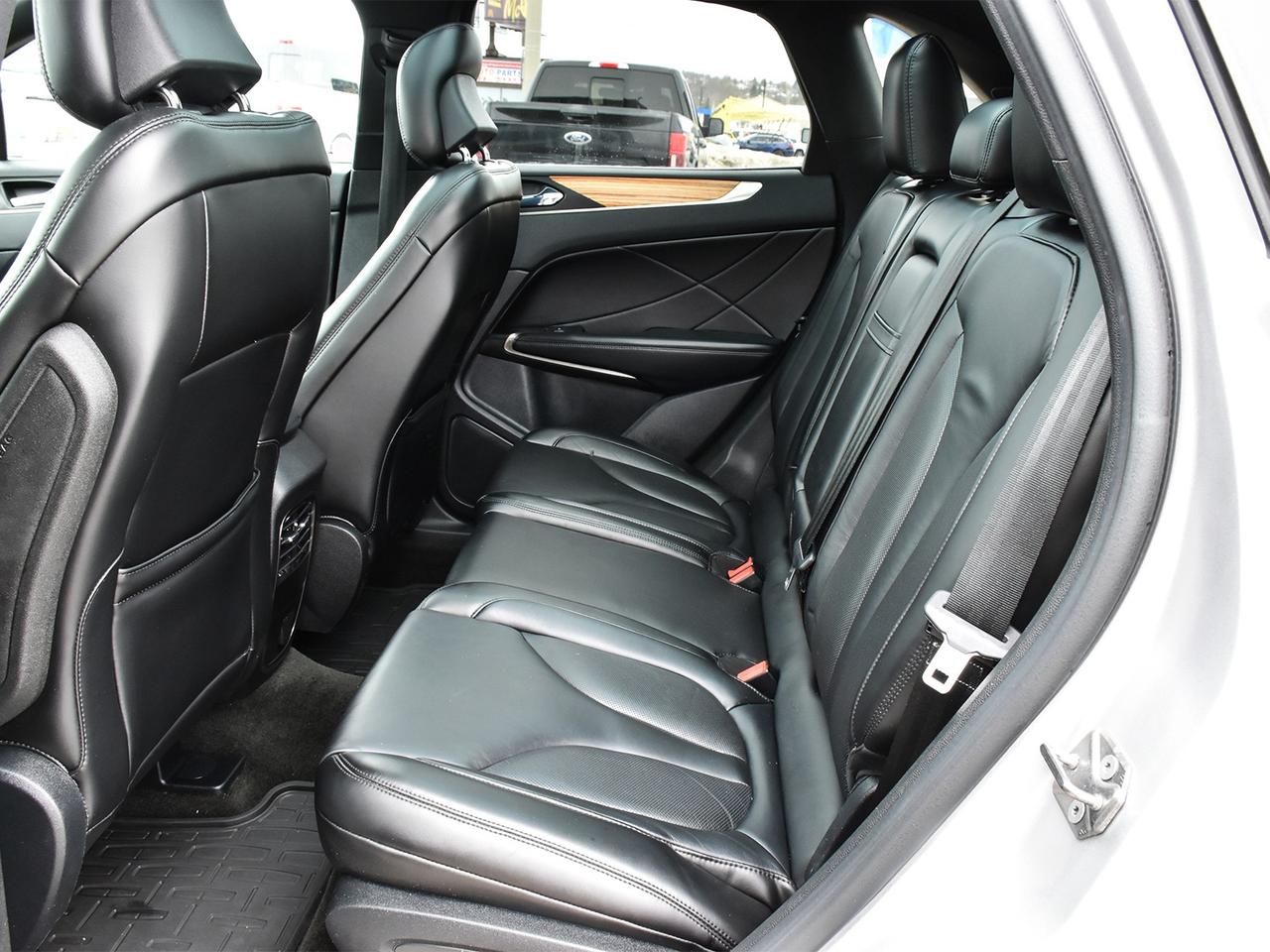 2016 Lincoln MKC Select AWD ~Nav ~Camera ~Monroof ~Heated Leather Photo