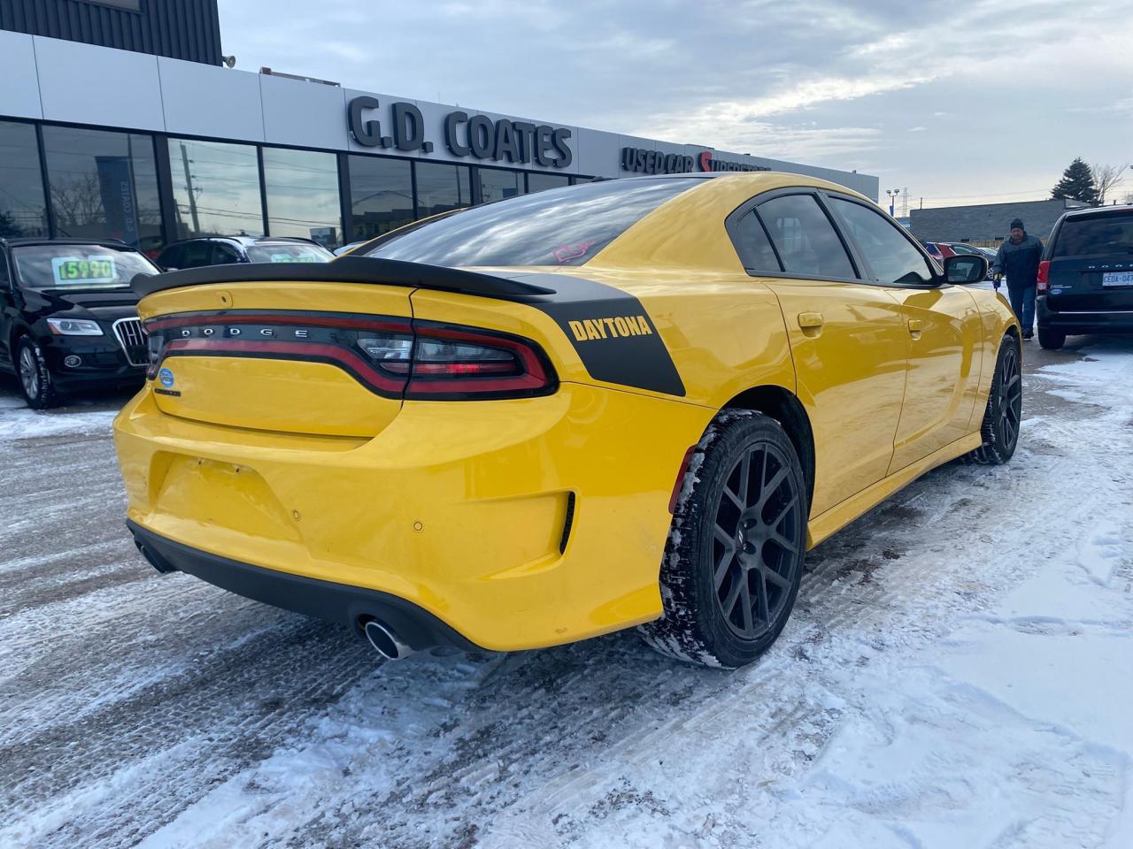 2017 Dodge Charger R/T Daytona ~HEMI ~Nav ~Cam ~Heated Leather/Suede Photo3