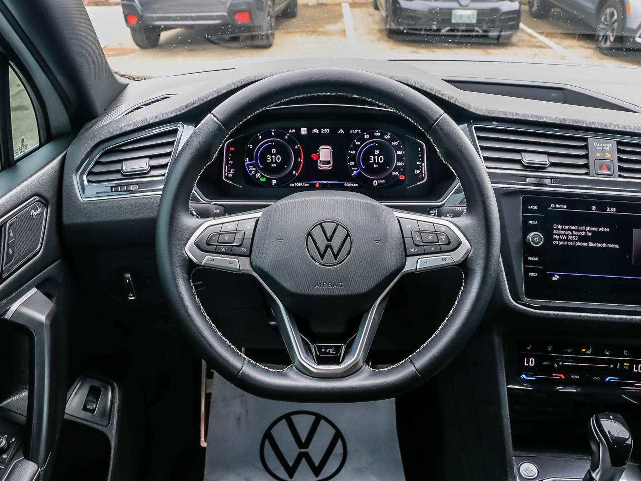 2023 Volkswagen Tiguan HIGHLINE R-LINE 4MOTION Photo