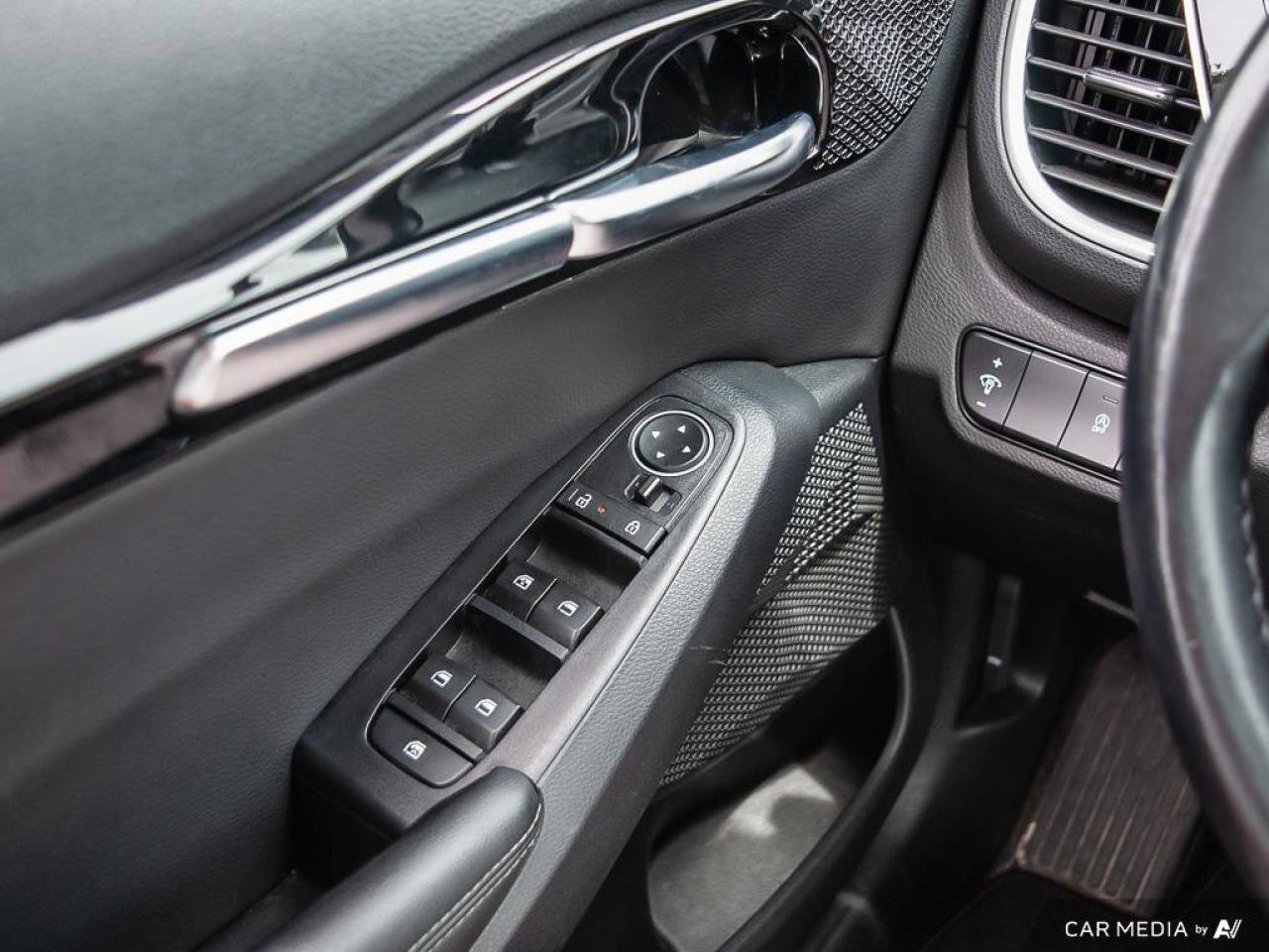 2024 Kia Seltos EX   AWD   Leather   Sunroof   Apple CarPlay   Hea Photo