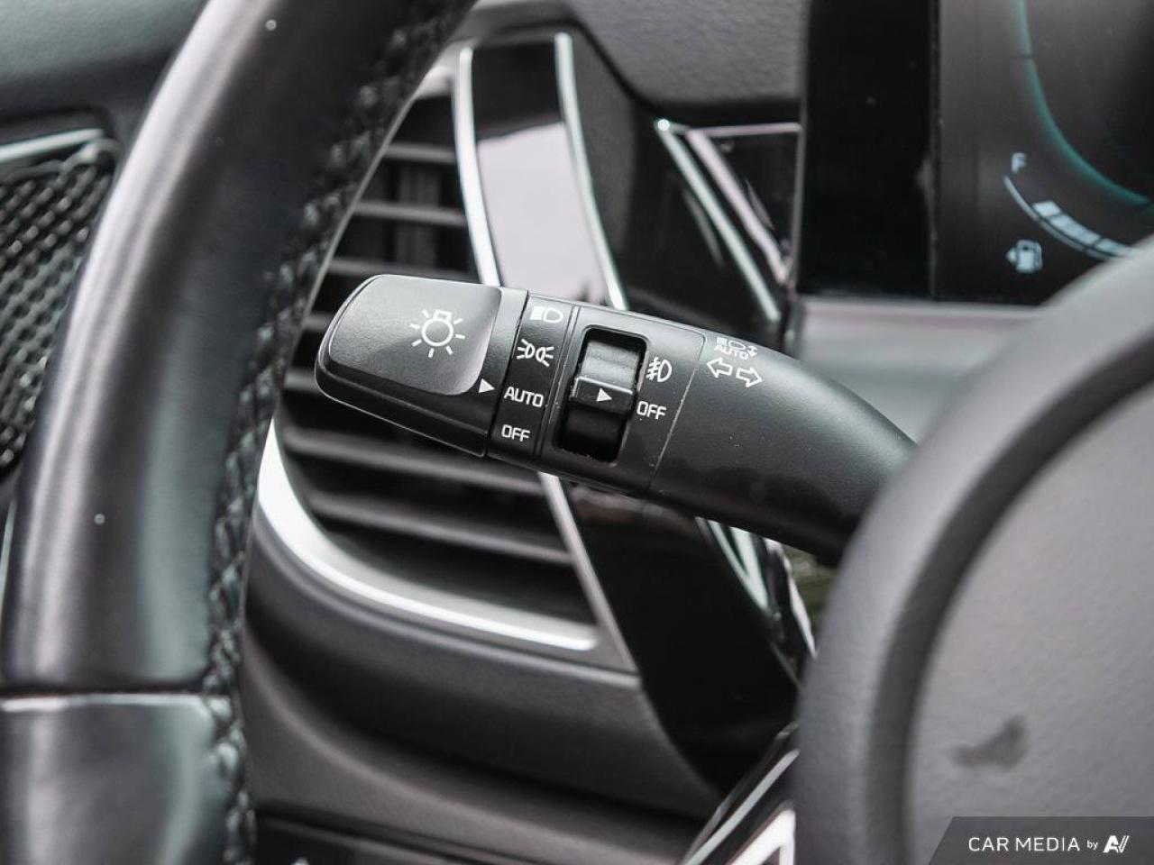 2024 Kia Seltos EX   AWD   Leather   Sunroof   Apple CarPlay   Hea Photo