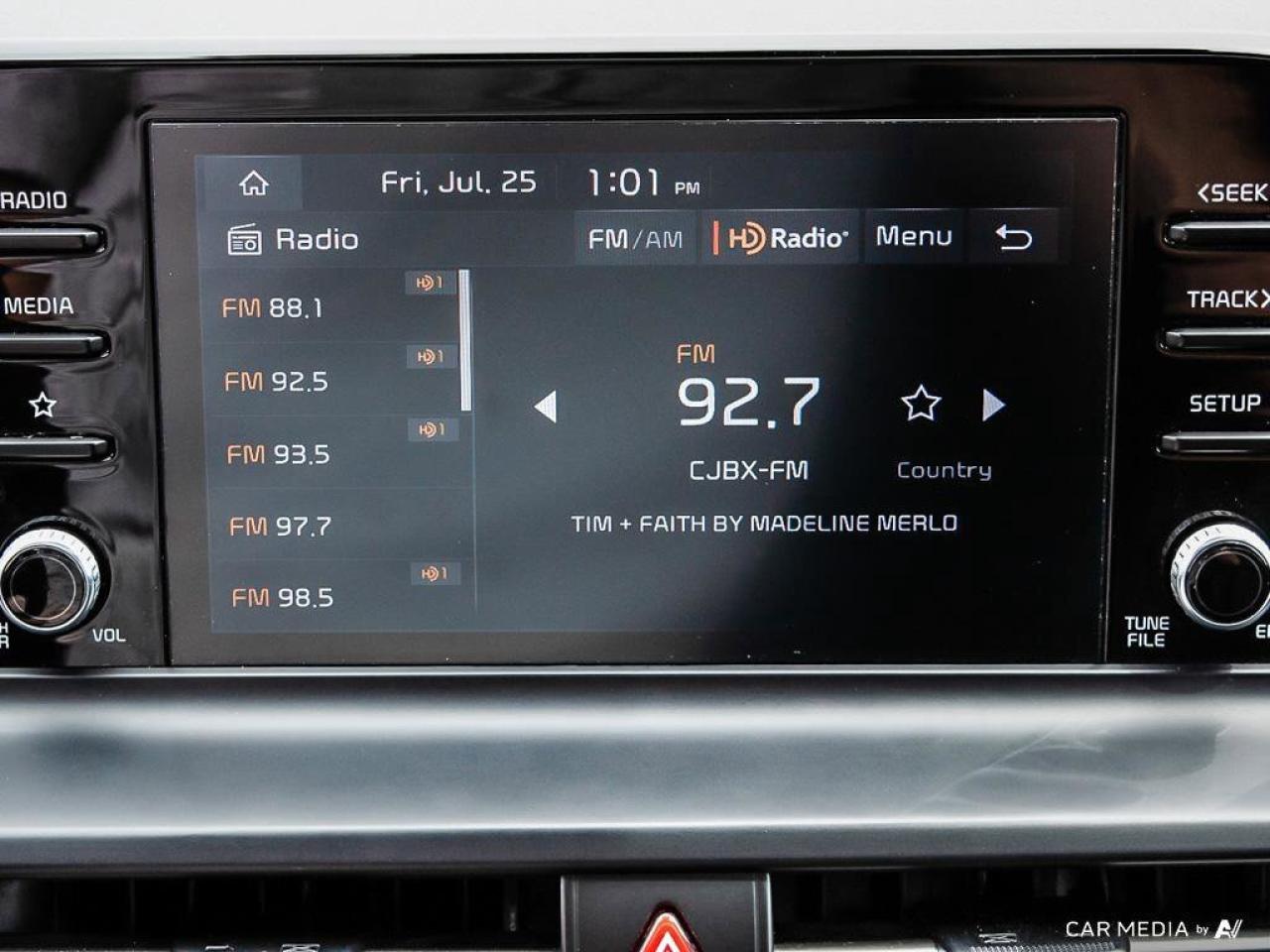 2024 Kia Seltos EX   AWD   Leather   Sunroof   Apple CarPlay   Hea Photo