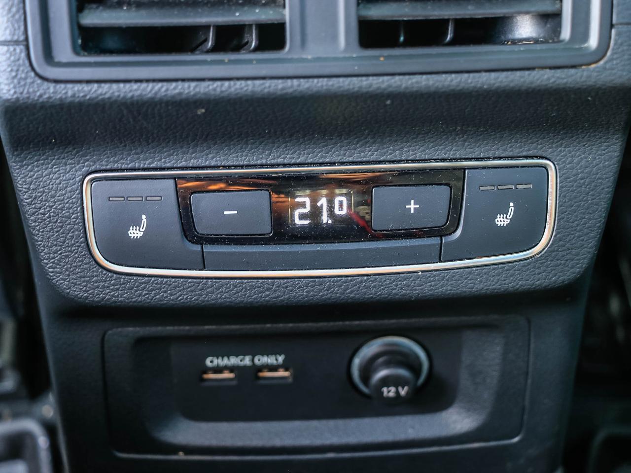 2022 Audi Q5 Sportback TECHNIK I NAVIGATION I HEATED FRONT AND REAR SEATS Photo