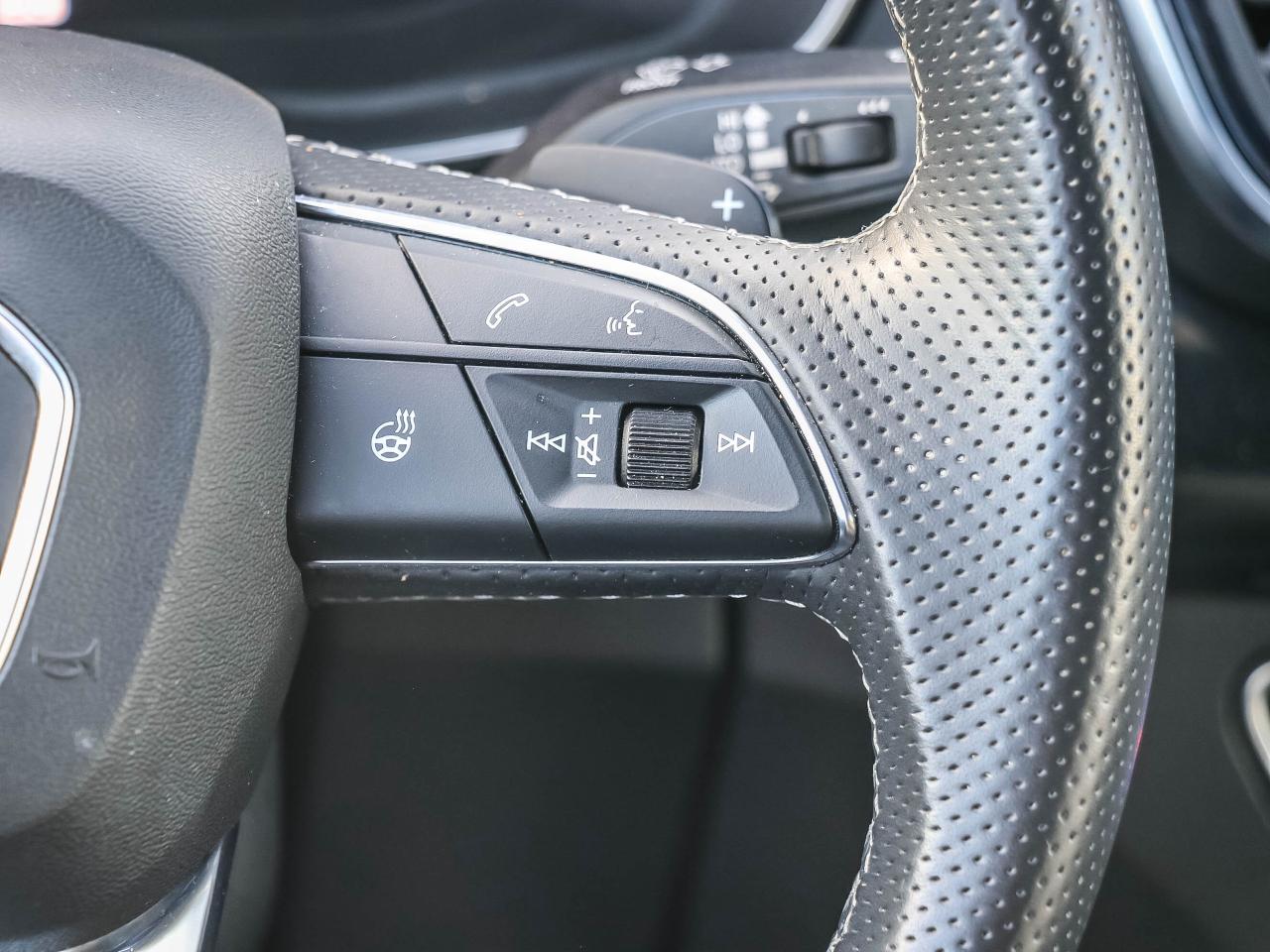 2022 Audi Q5 Sportback TECHNIK I NAVIGATION I HEATED FRONT AND REAR SEATS Photo