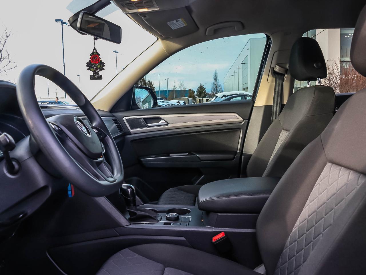 2019 Volkswagen Atlas TRENDLINE I NEW REAR BRAKES I 18" ALLOY WHEELS Photo