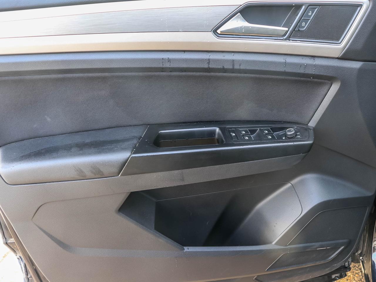 2019 Volkswagen Atlas TRENDLINE I NEW REAR BRAKES I 18" ALLOY WHEELS Photo