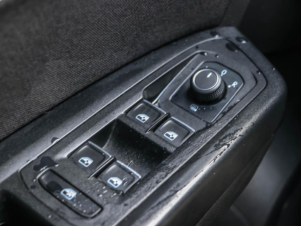 2019 Volkswagen Atlas TRENDLINE I NEW REAR BRAKES I 18" ALLOY WHEELS Photo