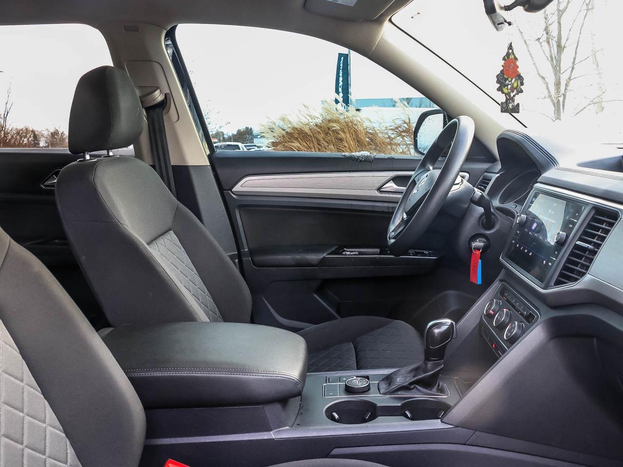 2019 Volkswagen Atlas TRENDLINE I NEW REAR BRAKES I 18" ALLOY WHEELS Photo