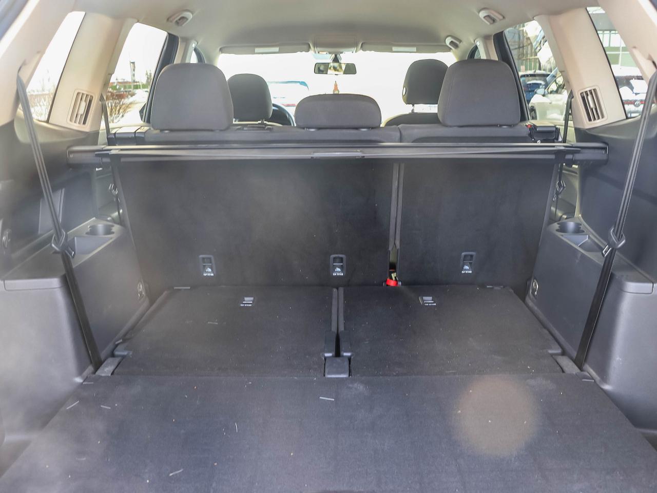 2019 Volkswagen Atlas TRENDLINE I NEW REAR BRAKES I 18" ALLOY WHEELS Photo