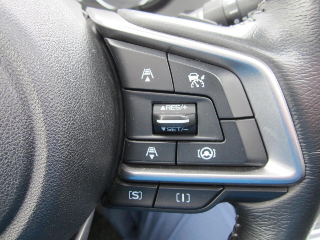 2020 Subaru Forester 2.5i Touring LOADED PANO ROOF NO ACCIDENTS Photo