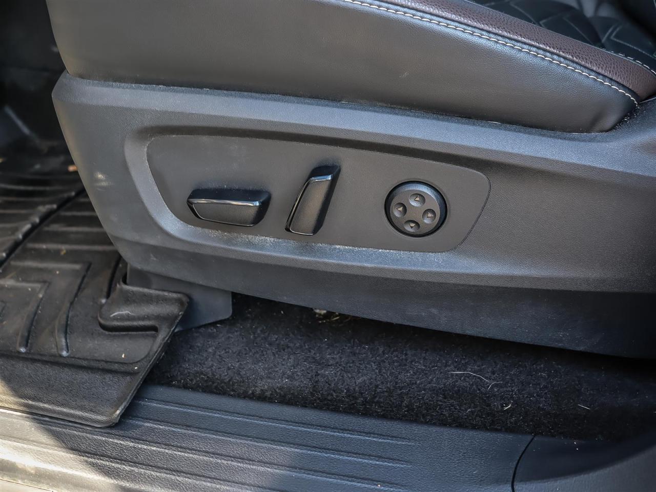 2024 Nissan Pathfinder Platinum AWD 7 PASSENGER TRAILER HITCH 1 OWNER CLE Photo