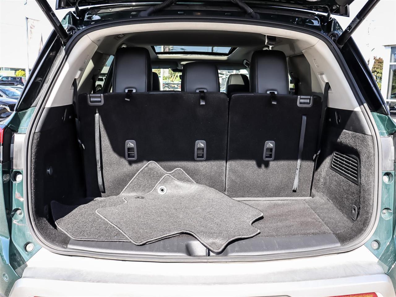 2024 Nissan Pathfinder Platinum AWD 7 PASSENGER TRAILER HITCH 1 OWNER CLE Photo