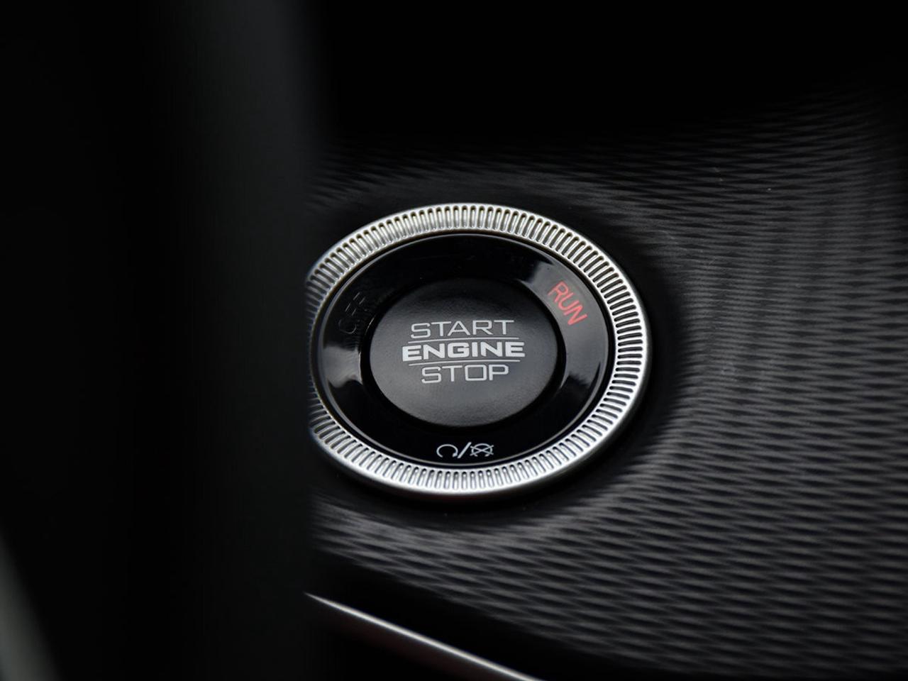 2024 Jeep Grand Cherokee ALTITUDE   HEATED SEATS AND WHEEL   REMOTE START Photo