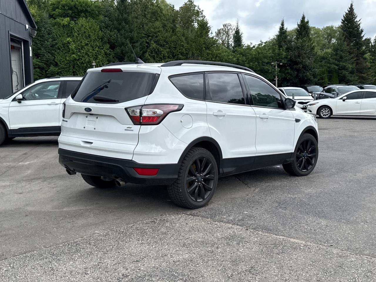 2018 Ford Escape SE, nav, backup cam Photo