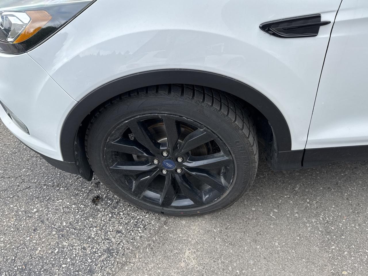 2018 Ford Escape SE, nav, backup cam Photo