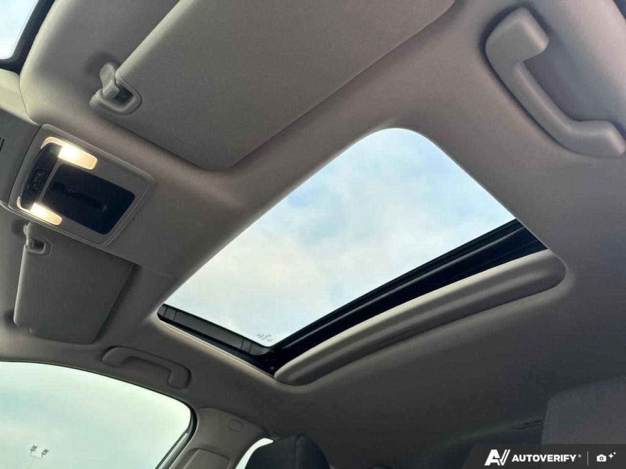 2022 Honda Civic Sedan EX CVT   SUNROOF   ONE OWNER   4 NEW TIRES Photo