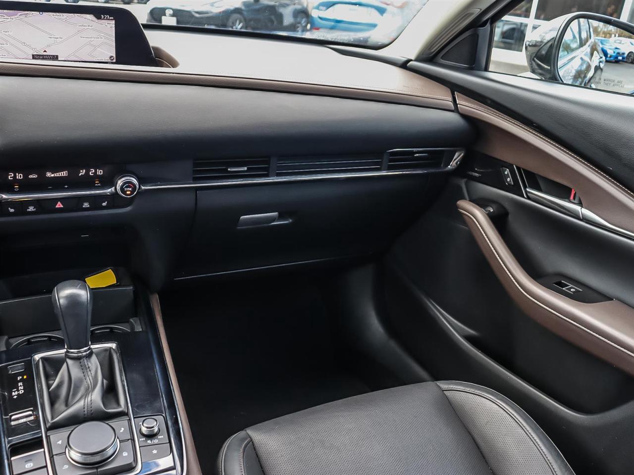 2021 Mazda CX-30 GT AWD NAVIGATION LEATHER   BLIND SPOT MONITOR Photo