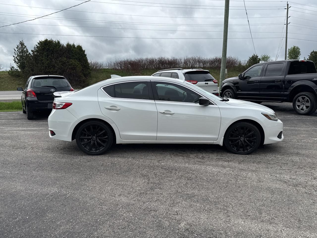 2017 Acura ILX Premium, Back Up Cam, Bluetooth Photo