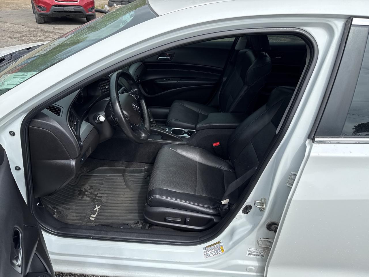 2017 Acura ILX Premium, Back Up Cam, Bluetooth Photo