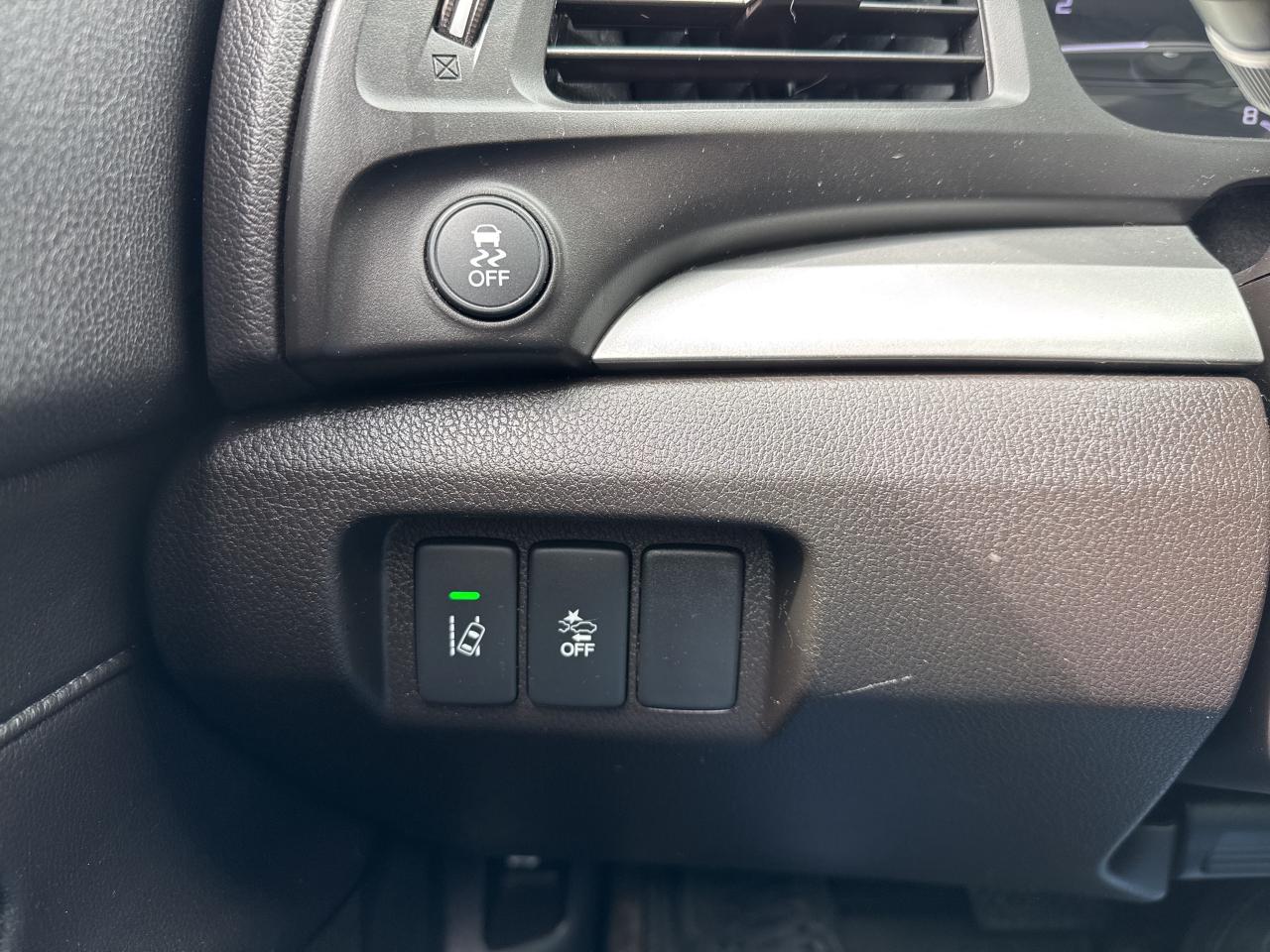 2017 Acura ILX Premium, Back Up Cam, Bluetooth Photo