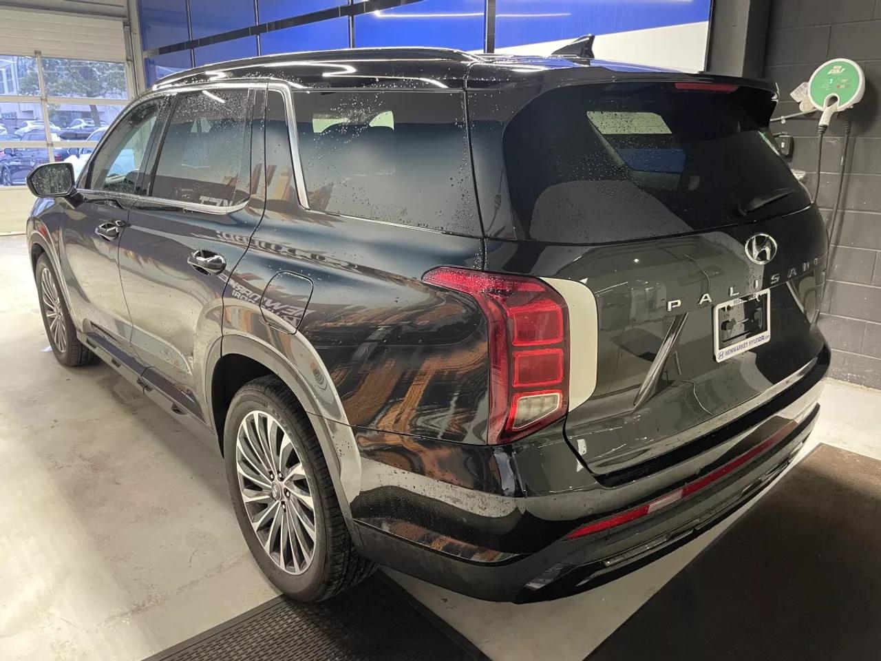 2025 Hyundai PALISADE URBAN   LEATHER  SUNROOF   HEATED SEATS   HEATED W Photo