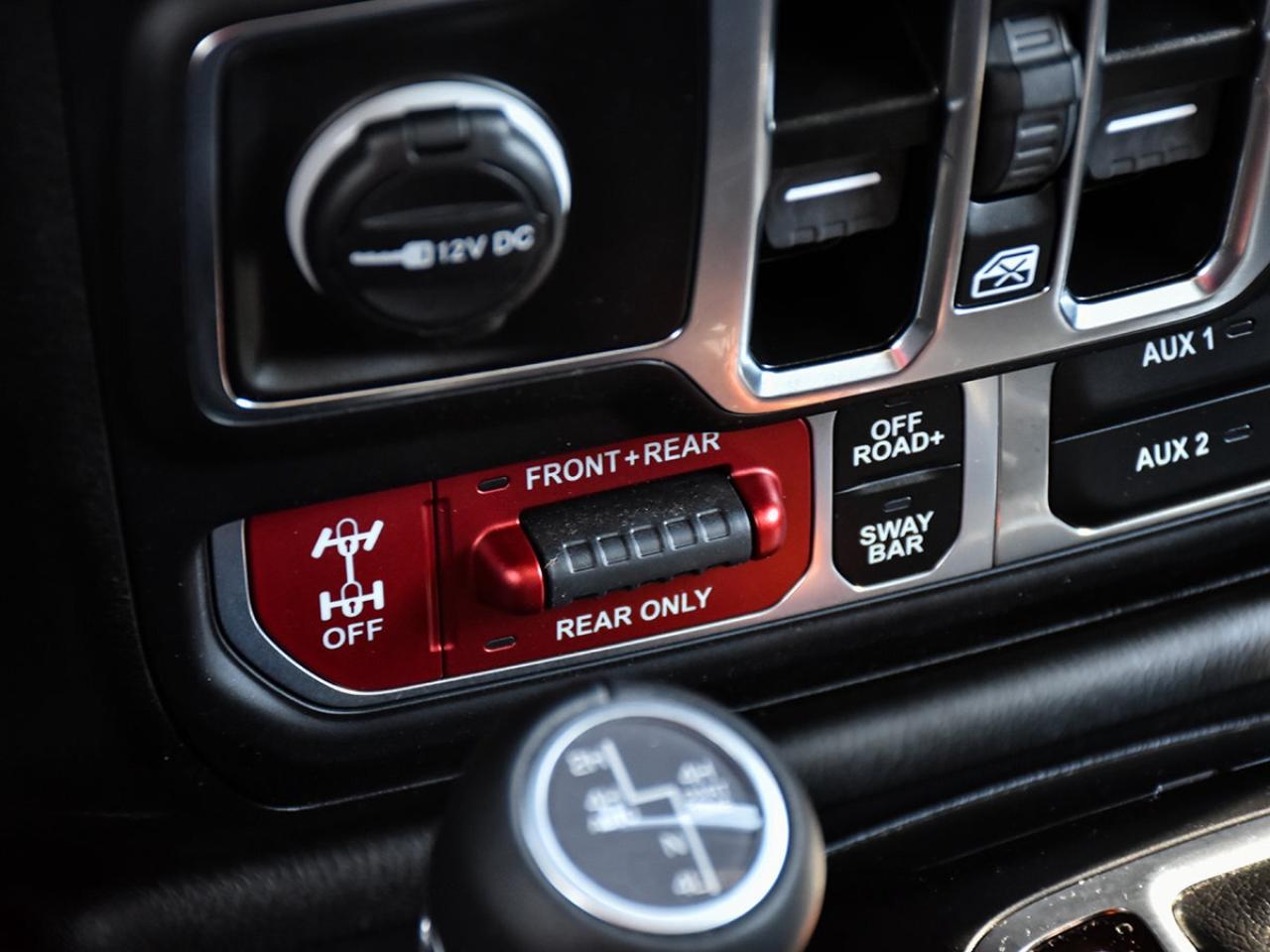 2024 Jeep Wrangler RUBICON X   X PACKAGE   HEATED SEATS AND WHEEL   A Photo