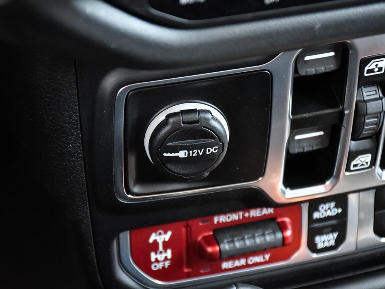 2024 Jeep Wrangler RUBICON X   X PACKAGE   HEATED SEATS AND WHEEL   A Photo