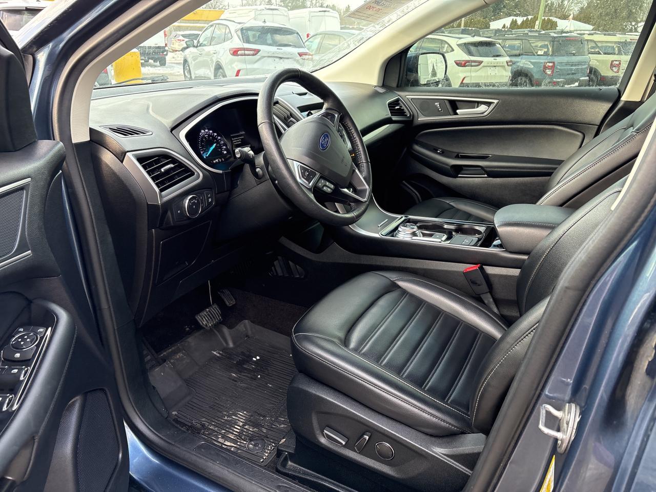 2019 Ford Edge SEL Photo