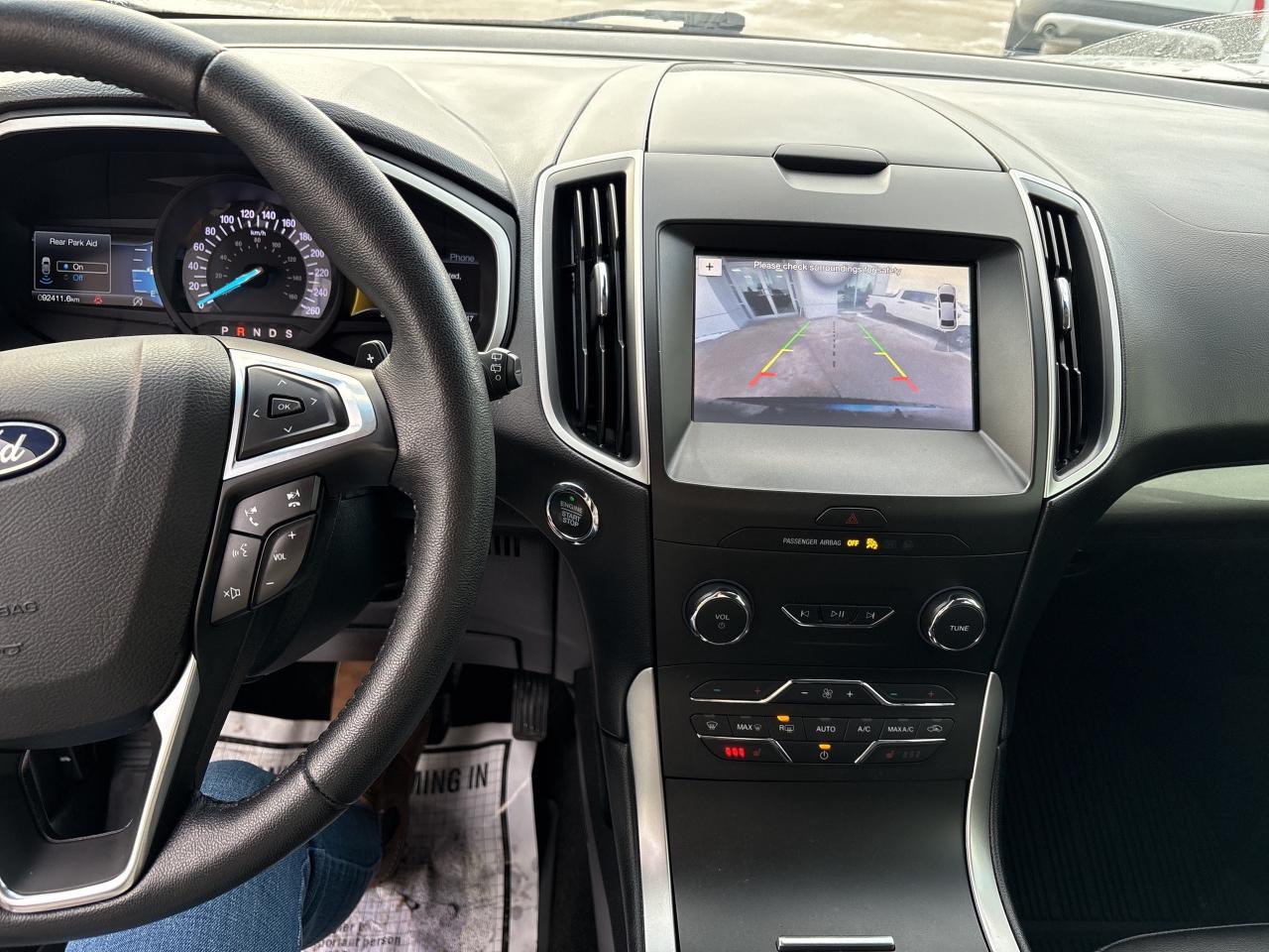 2019 Ford Edge SEL Photo