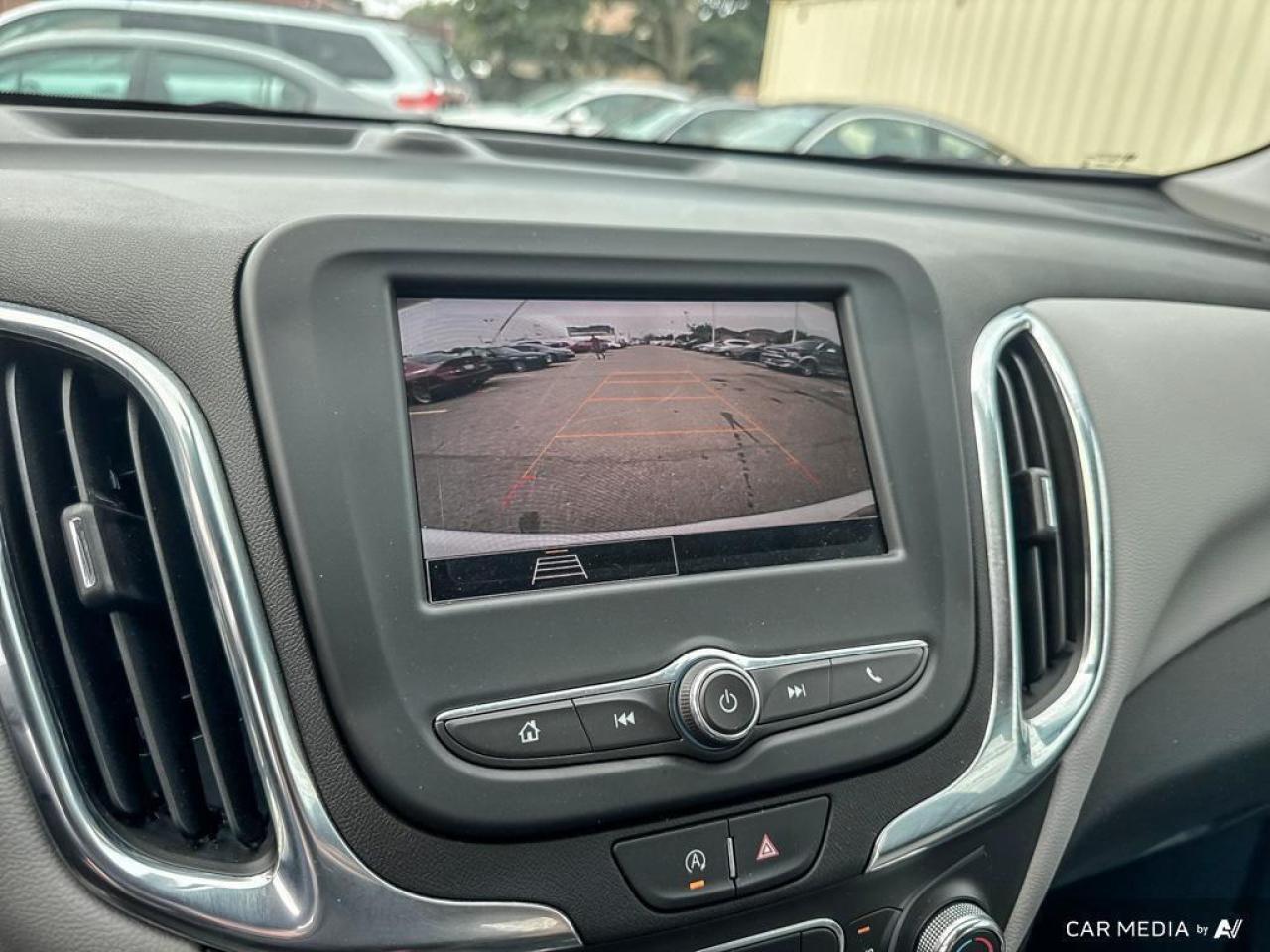 2024 Chevrolet Equinox LS FWD     BLUETOOTH   REMOTE START   CARPLAY Photo