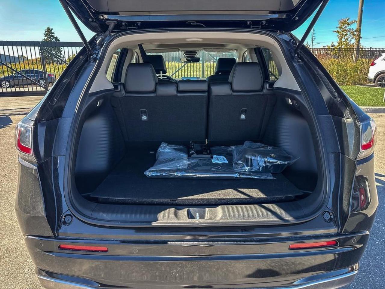 2026 Honda HR-V EX-L Photo