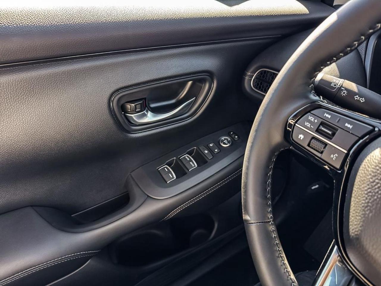 2026 Honda HR-V EX-L Photo