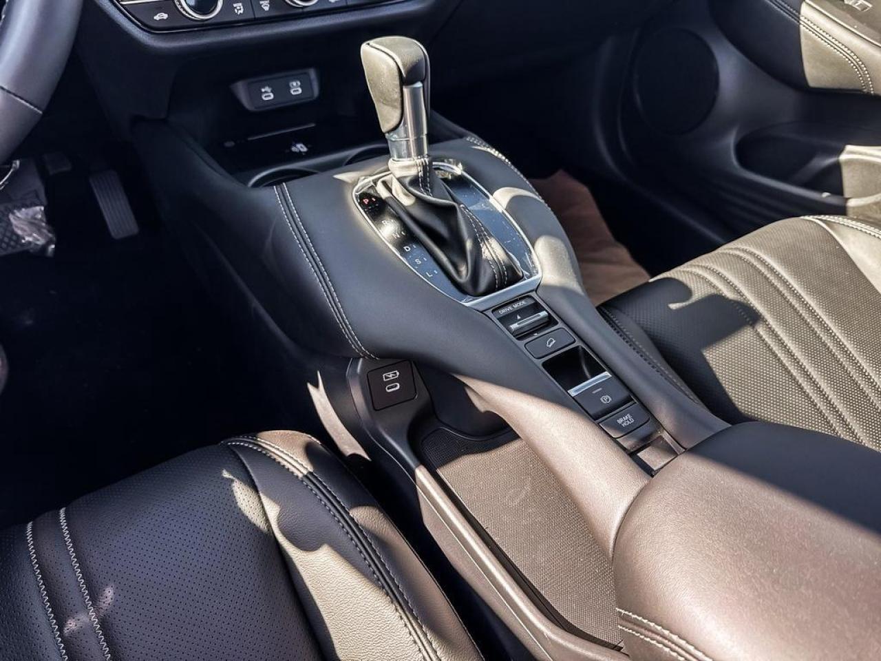 2026 Honda HR-V EX-L Photo