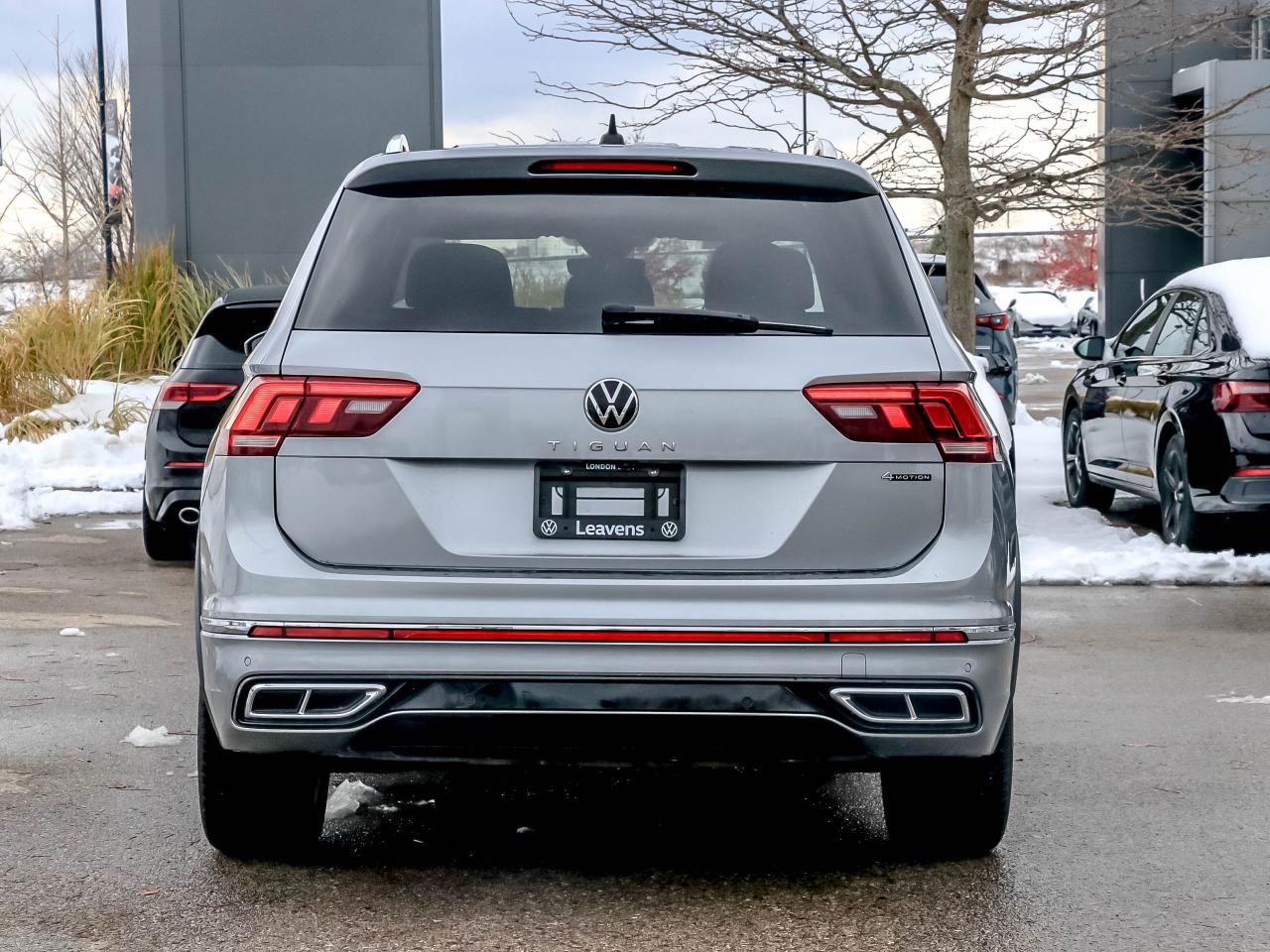 2024 Volkswagen Tiguan HIGHLINE R-LINE 4MOTION Photo