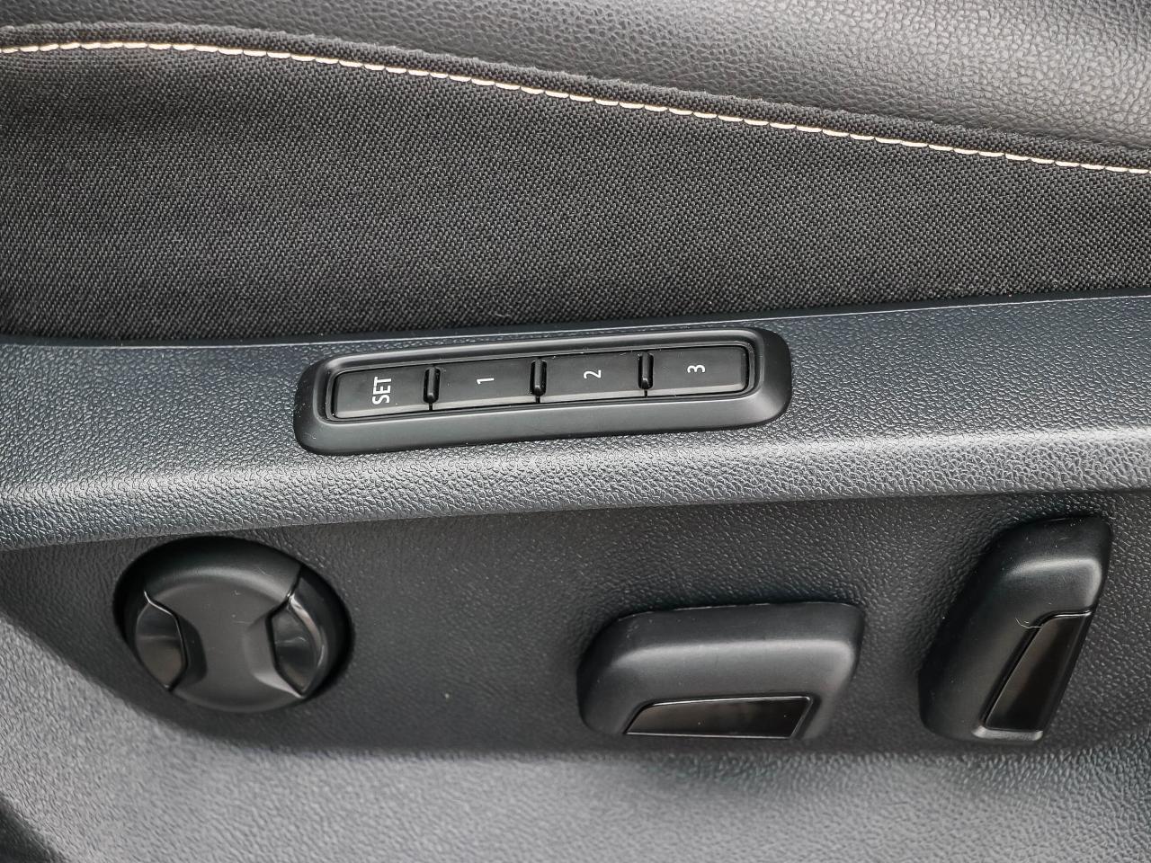 2024 Volkswagen Tiguan HIGHLINE R-LINE 4MOTION Photo