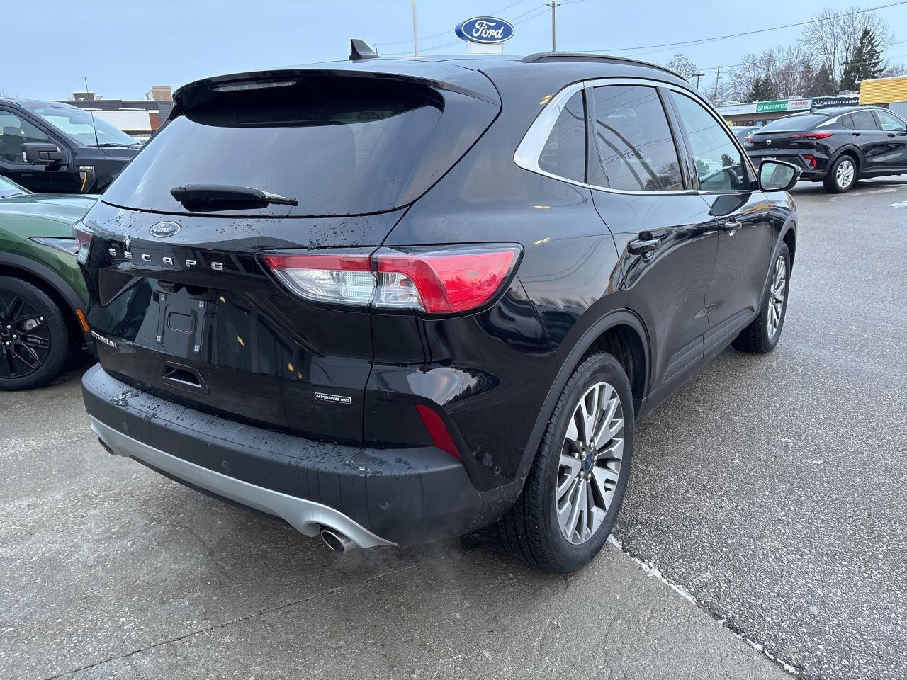 2020 Ford Escape Titanium Hybrid Photo