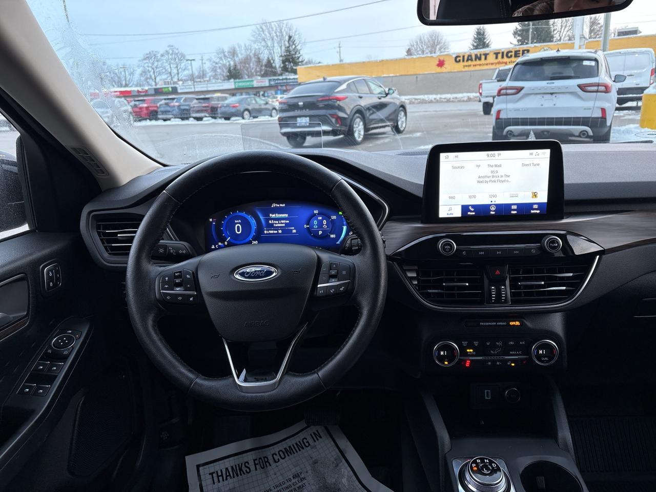 2020 Ford Escape Titanium Hybrid Photo