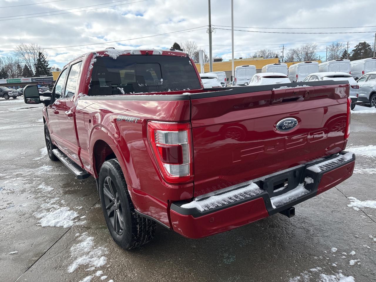 2022 Ford F-150 LARIAT 2WD SuperCrew 6.5' Box Photo