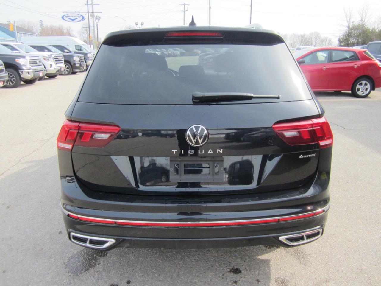 2024 Volkswagen Tiguan Highline R-Line 4MOTION NO ACCIDENTS Photo