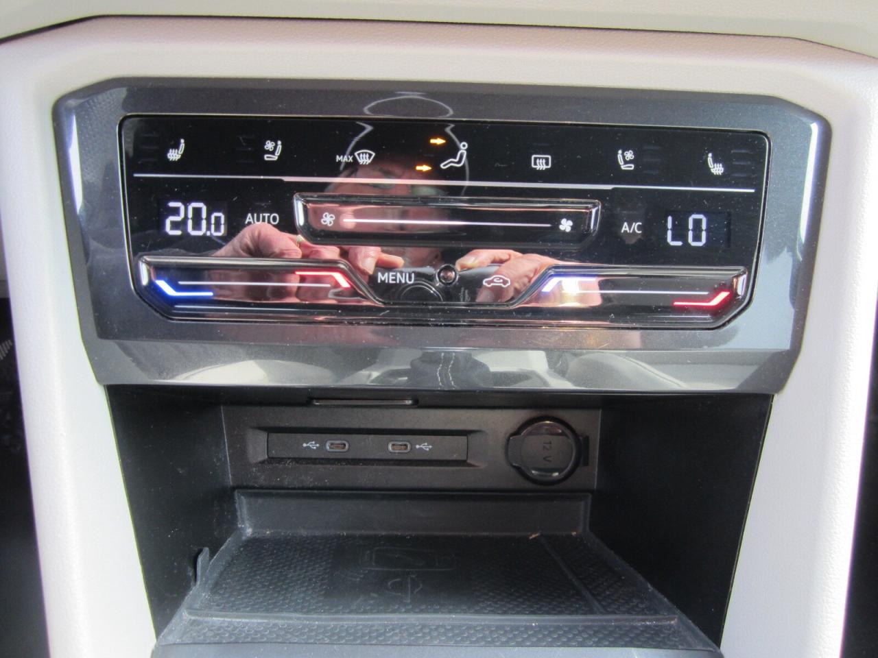 2024 Volkswagen Tiguan Highline R-Line 4MOTION NO ACCIDENTS Photo