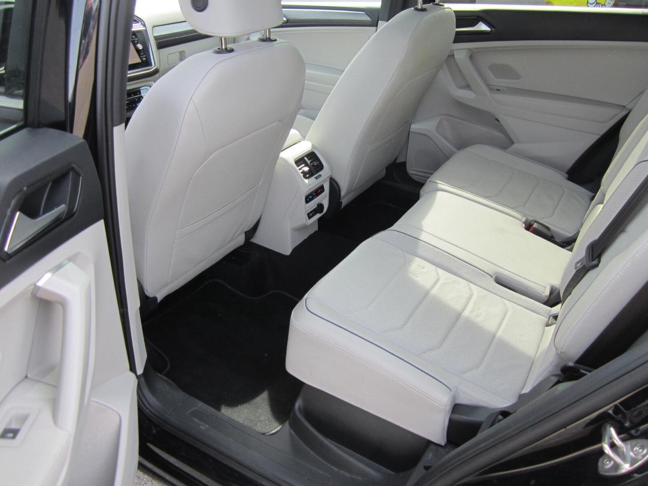 2024 Volkswagen Tiguan Highline R-Line 4MOTION NO ACCIDENTS Photo